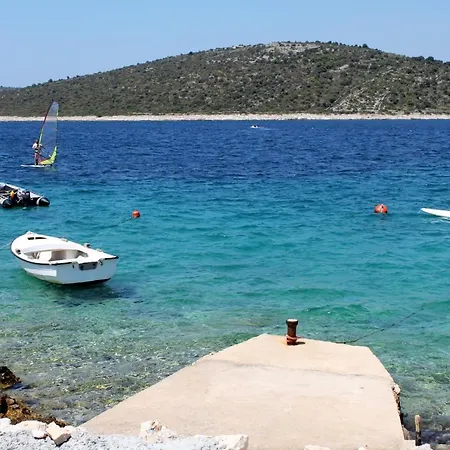 Apartment With A Parking Space Cove Ljubljeva, Trogir - 18371 Vinisce