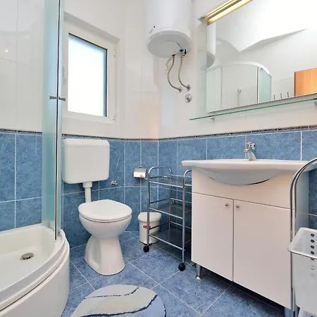 Apartman With Parking Space Cove Ljubljeva, Trogir - 18371